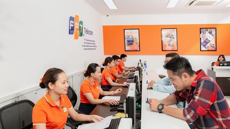 So sánh tốc độ, thiết bị đi kèm và mức giá theo từng nhóm gói để chọn giải pháp phù hợp.