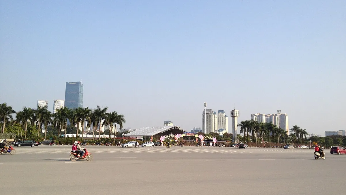 Đường Lê Đức Thọ, khu Mỹ Đình