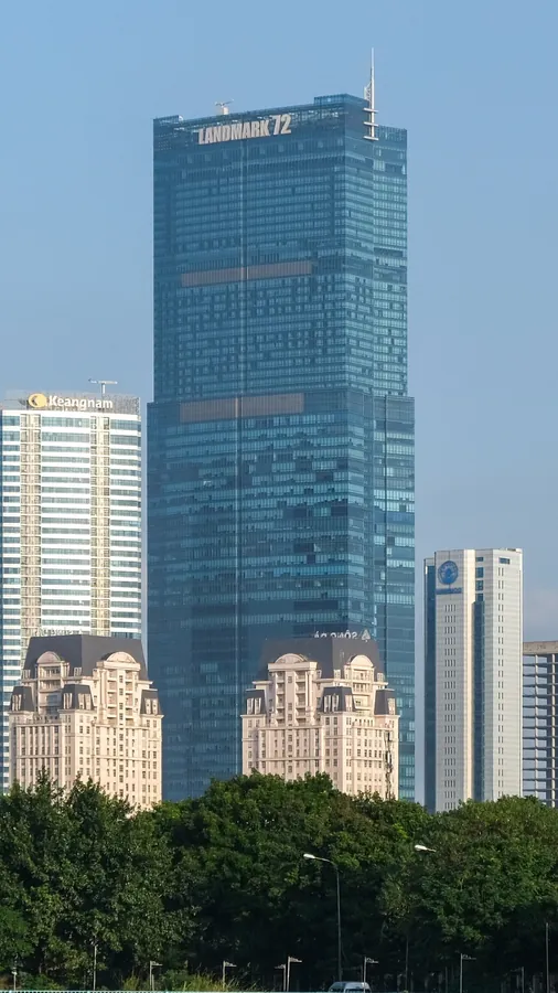 Tòa Keangnam Hanoi Landmark Tower trên đường Phạm Hùng
