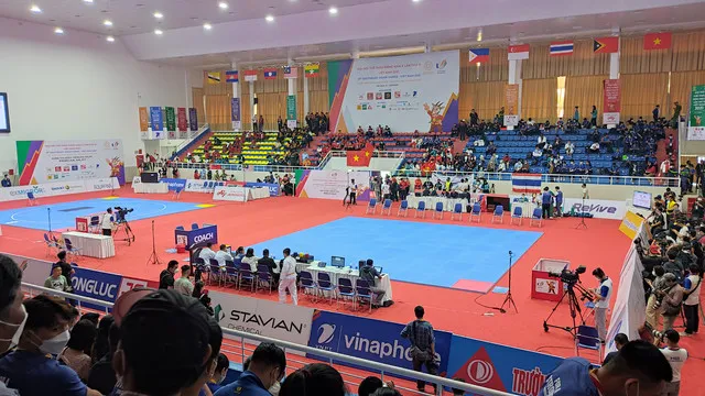 Nhà thi đấu quận Bắc Từ Liêm